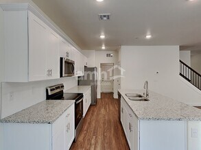 85 Miners Reserve Ln in Henderson, NV - Foto de edificio - Building Photo