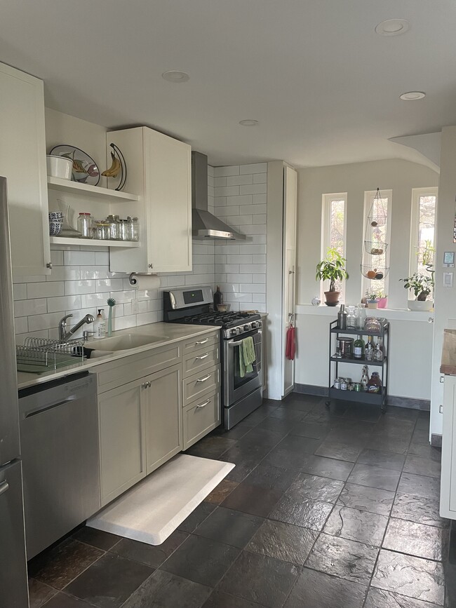 65 Herring Cove Rd in Halifax, NS - Building Photo - Building Photo