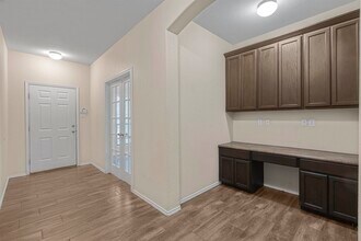 326 Sabal Loop in Laredo, TX - Building Photo - Building Photo