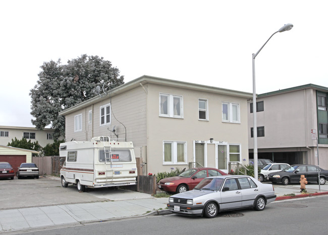 843-847 Huntington Ave in San Bruno, CA - Building Photo - Building Photo