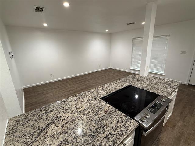 9403 Timberbluff Rd in Dallas, TX - Building Photo - Building Photo