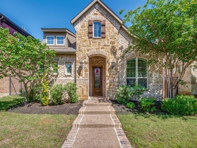915 Enchanted Wood Dr in Arlington, TX - Building Photo