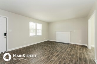 5334 Rolling Oak Ln in Charlotte, NC - Building Photo - Building Photo