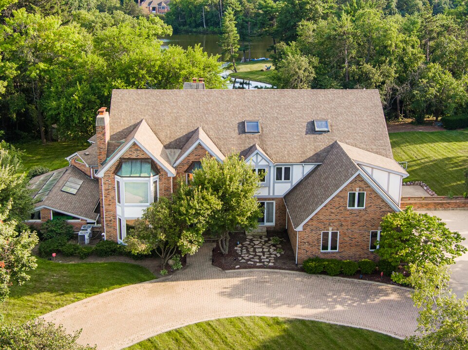 22199 W Thornridge Dr in Kildeer, IL - Foto de edificio