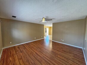 923 Telstar Loop NW in Albuquerque, NM - Building Photo - Building Photo