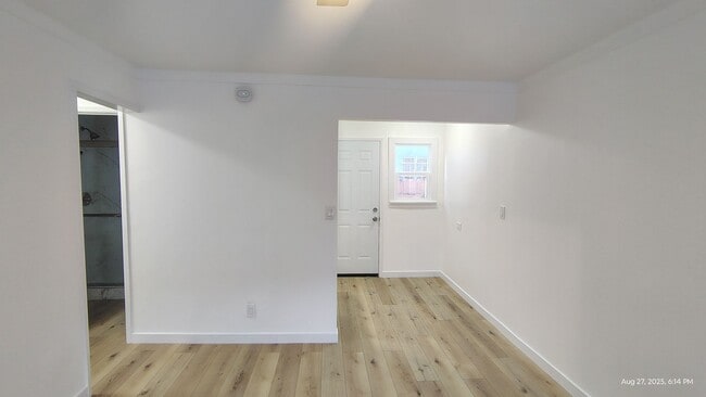 property at 1565 S Hobart Blvd