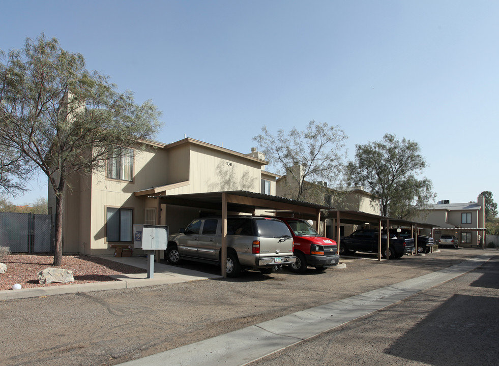 Limberlost Park in Tucson, AZ - Building Photo