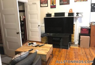 25 N Beacon St in Boston, MA - Building Photo - Building Photo