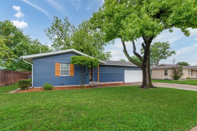 property at 6708 Manor Dr