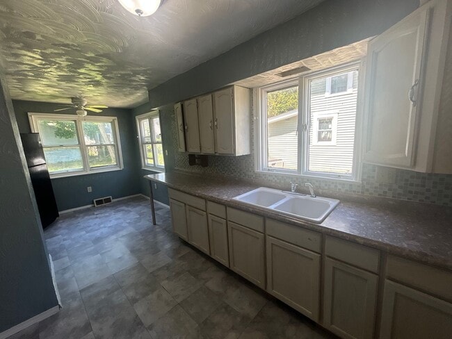 86 Middlebury Ave in Akron, OH - Building Photo - Building Photo