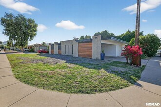 3029 W Shaw Butte Dr in Phoenix, AZ - Building Photo - Building Photo