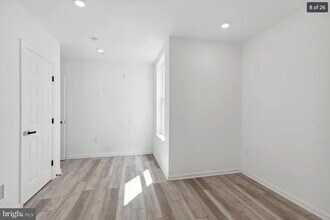 890 N 42nd St in Philadelphia, PA - Building Photo - Building Photo