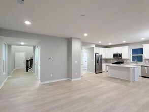 2779 Drycreek Ct in Powell, OH - Foto de edificio - Building Photo