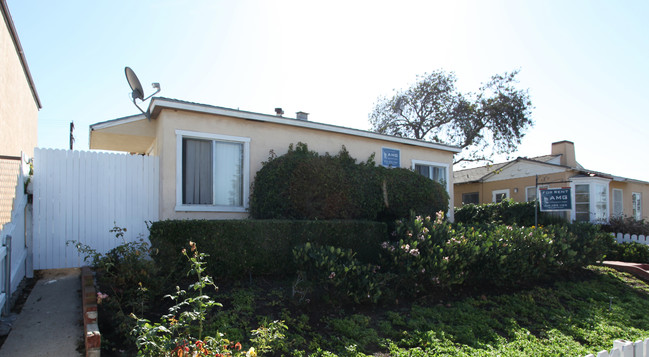 4357-4363 Mississippi St in San Diego, CA - Building Photo - Building Photo