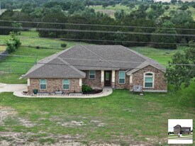 2410 Big Divide Rd in Copperas Cove, TX - Building Photo