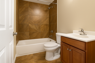 3741 SW 60th Ave in Davie, FL - Building Photo - Building Photo