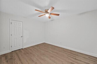 8708 Main St in Fort Worth, TX - Building Photo - Building Photo