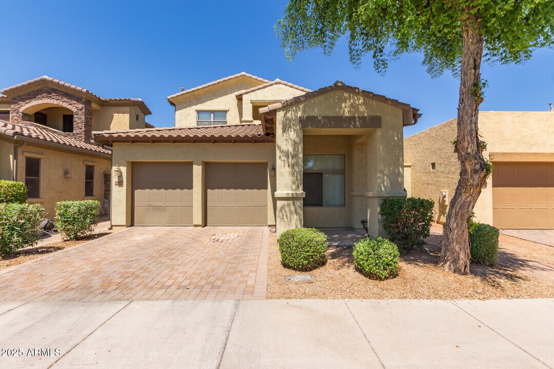 2417 N 142nd Ave in Goodyear, AZ - Building Photo