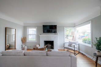 5130 N Yale St in Portland, OR - Building Photo - Building Photo