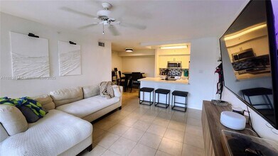 12166 St.Andrews Pl in Miramar, FL - Building Photo - Building Photo