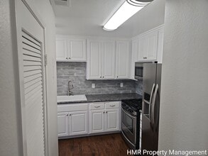 910 Golden Springs Dr in Diamond Bar, CA - Building Photo - Building Photo