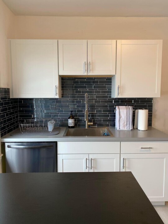 35 Sheafe St, Unit 2 in Chestnut Hill, MA - Building Photo