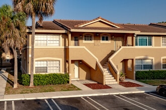 Coral Village Condominiums in Coral Springs, FL - Building Photo - Primary Photo