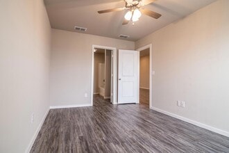 2117 Langford Ave, Unit Unit B in Lubbock, TX - Building Photo - Building Photo