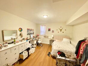 1017 Tremont St, Unit 1 in Boston, MA - Building Photo - Building Photo