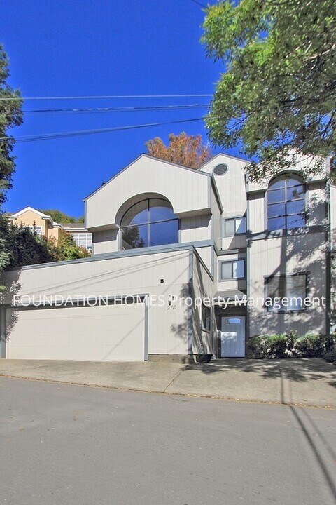 278 Morning Sun Ave in Mill Valley, CA - Building Photo