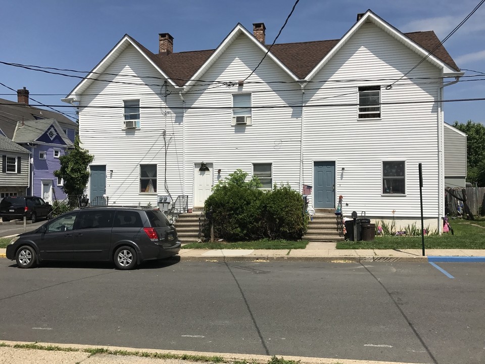 16, 18,20 East Stewart Street in Washington, NJ - Foto de edificio