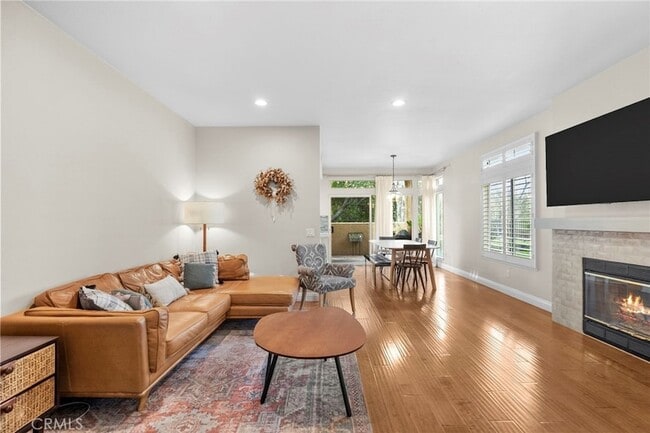 24013 Arroyo Park Dr in Santa Clarita, CA - Building Photo - Building Photo