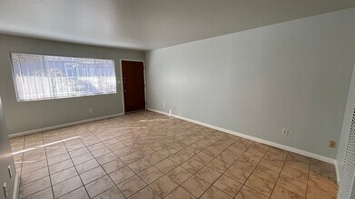 1614 102nd Ave in Oakland, CA - Building Photo - Building Photo