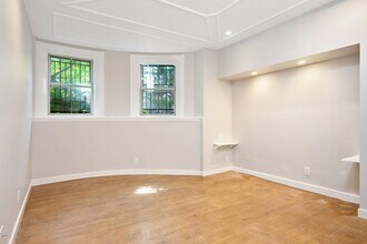 352 Beacon St, Unit 3 in Boston, MA - Building Photo - Building Photo