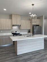 20-3 1/2 3 1/2 St in La Joya, TX - Building Photo - Building Photo