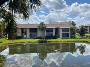 3840 N Lake Dr in Tampa, FL - Building Photo - Building Photo