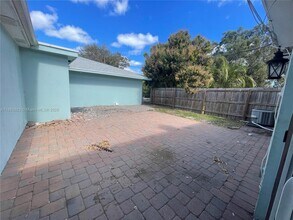 111 Prospect Rd in Lantana, FL - Building Photo - Building Photo