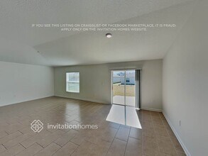 4060 Tug Hl Ln in Osteen, FL - Foto de edificio - Building Photo