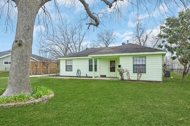 6709 Dillon St in Houston, TX - Building Photo - Building Photo
