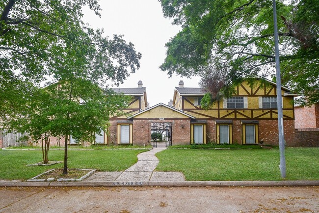 property at 4708 Cashel Cir