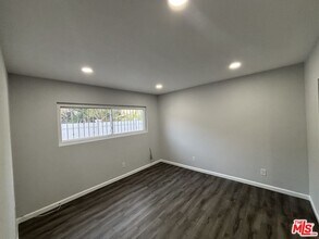 2026 Oak St in Santa Monica, CA - Building Photo - Building Photo