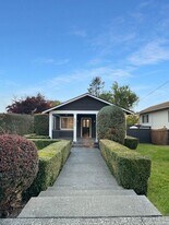 6539 51st Ave S in Seattle, WA - Building Photo