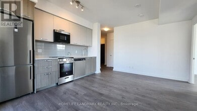 75 James St S in Hamilton, ON - Building Photo - Building Photo