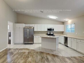 3056 E Garnet Ave in Mesa, AZ - Building Photo - Building Photo