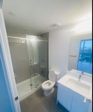 225 Malta Av in Brampton, ON - Building Photo - Building Photo