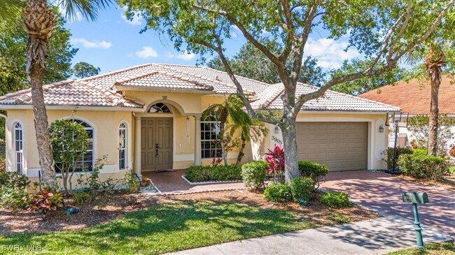3905 Recreation Ln in Naples, FL - Building Photo - Building Photo