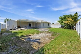 4421 SW 14th Pl in Cape Coral, FL - Building Photo - Building Photo