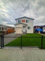 438 W 71st St in Los Angeles, CA - Building Photo