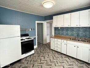 7 Micklas St in Mechanicville, NY - Building Photo - Building Photo