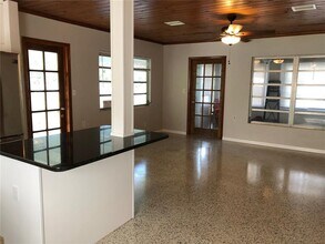 80 Beverly Cir in Englewood, FL - Building Photo - Building Photo